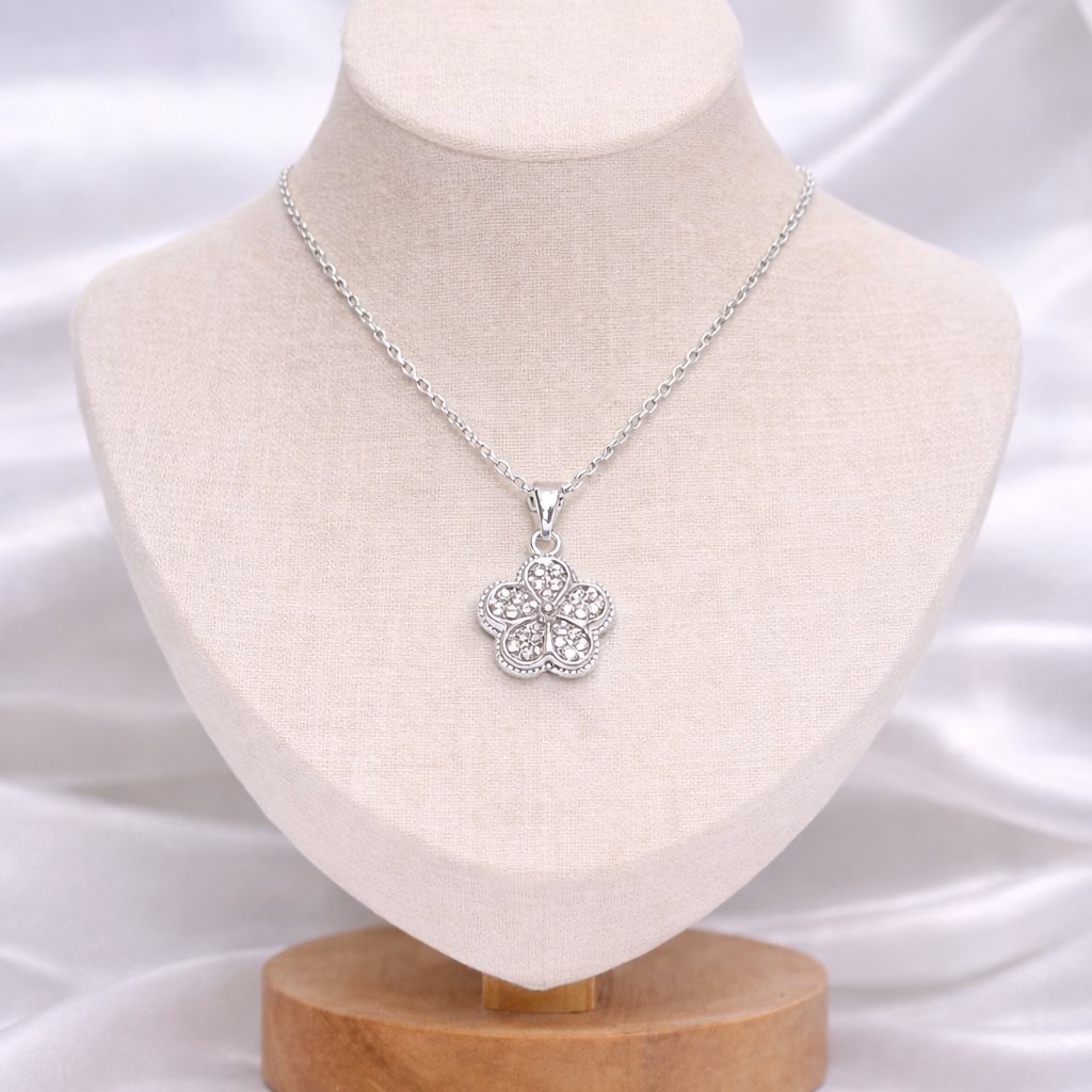 Colar Feminino Banhado a Prata 925 Pingente Flor Cravejada